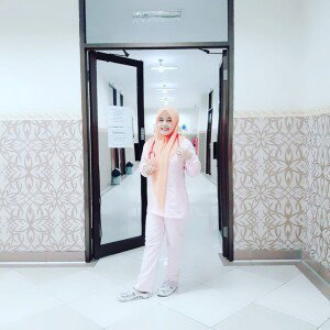 Puji Iffa Hadianti profile icon