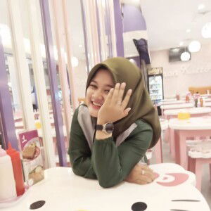 Lisda Astari profile icon