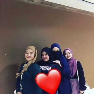 syahirah profile icon