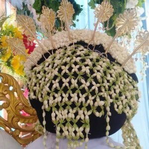 Qurotul Aeni profile icon