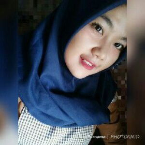 Rika Novianti profile icon