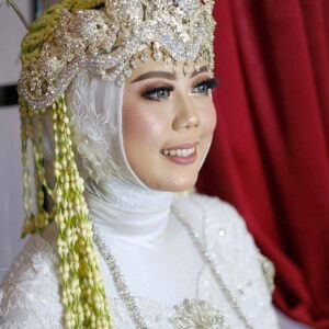 Safitri Asri Pratami profile icon