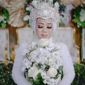 Wahyu Indah Haryati profile icon