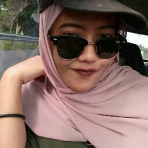 iman khalaili hairudin profile icon