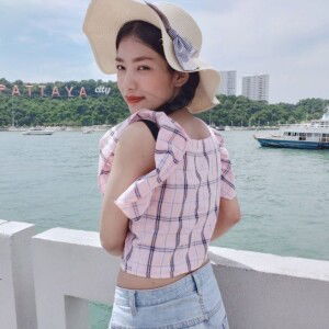 Rennie Rian profile icon