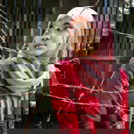 Tion Novitasari profile icon