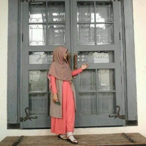 Liza Nur Binti Ngaeni profile icon