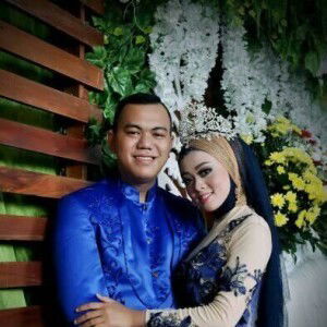 Vhie Thiani profile icon