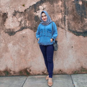 gayatri agustin profile icon