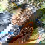 Neneng Tea profile icon