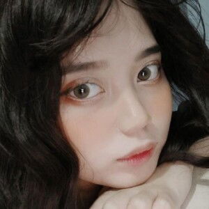 Annie Abello profile icon