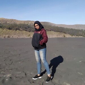 Riska Yulfiana profile icon