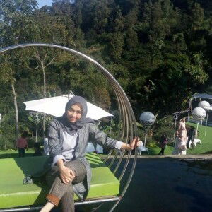 Lusi Aprianingsih profile icon