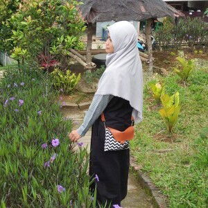 Dhian Ayu profile icon