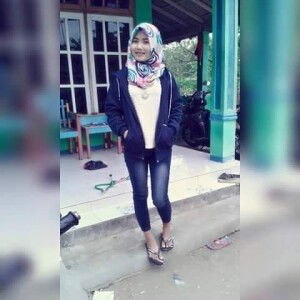 Lusi Andriani profile icon