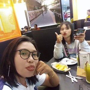 Khwunjit Chaiyamas profile icon