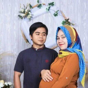 Rohmat Muharom profile icon