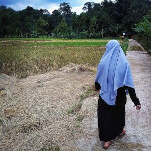 Indah Widianingsih Adrian profile icon