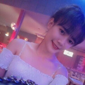 สาว' แขก profile icon