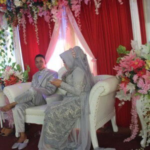 Tineu Iskandar profile icon