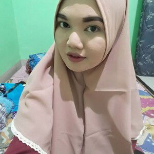 Desi Retno Sari profile icon