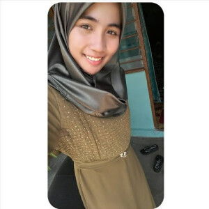 Izati Shazwani profile icon