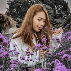 Bee Beii profile icon