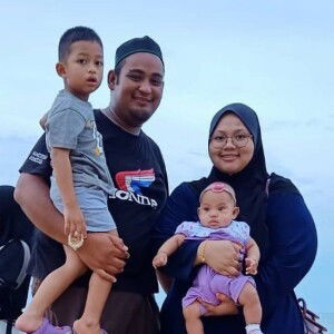 Nur Hazwani profile icon