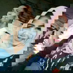 Dhelvie Mandasari profile icon