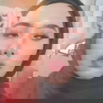 Rii Awie profile icon