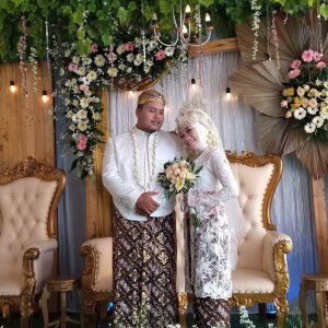 Desi Ikasari profile icon