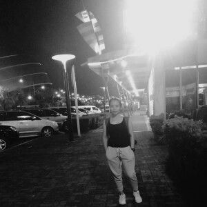 JE Gonzales profile icon