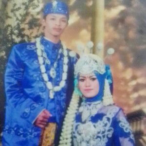 Diyah Ayu Sutrisno profile icon