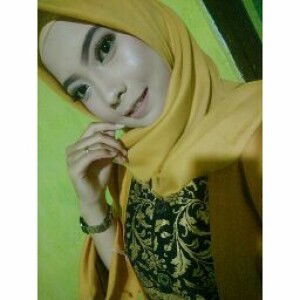 Intan Maharani profile icon