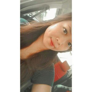 Desy Sawitri profile icon