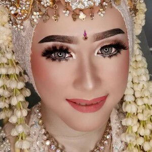 Riana Sopi Fl'fl profile icon