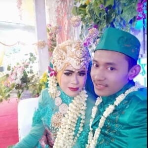 Fera Ntuh Waty profile icon