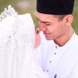 Khairina profile icon