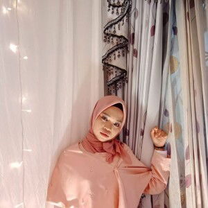 Nina Yundari profile icon