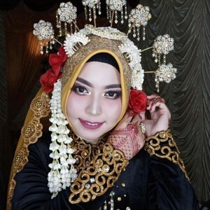Ndang Sri Wahyunii profile icon
