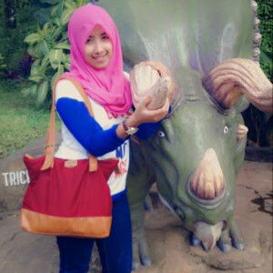 heni rahmawati profile icon