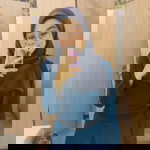 Dee Zurina profile icon