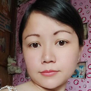 Jenalyn Lanzon profile icon