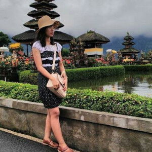 Yulistia Aryningdiah profile icon