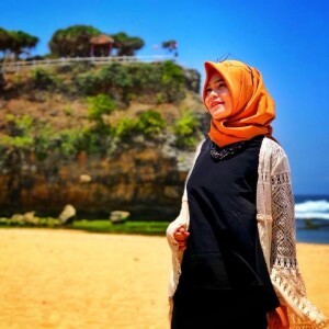 Sherly Marshela profile icon