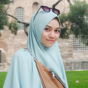 Q. Linda Oc profile icon