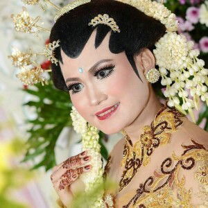 Siti Zumrotul Janah profile icon