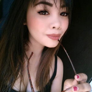 phobe clare santos profile icon