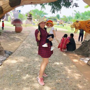 Thunya Aoyzie profile icon