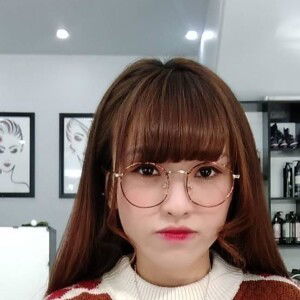 Hoa Vũ profile icon